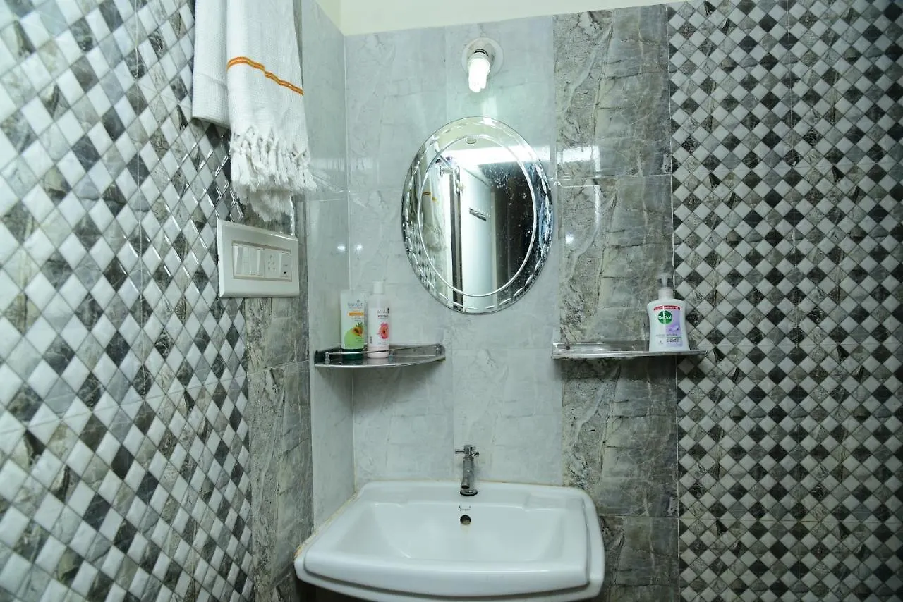 Raatree Apartment Mysore Homestay